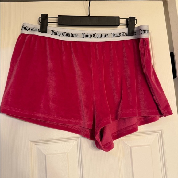 Juicy Couture Pink Velour Women's Shorts size xl - Picture 3 of 4